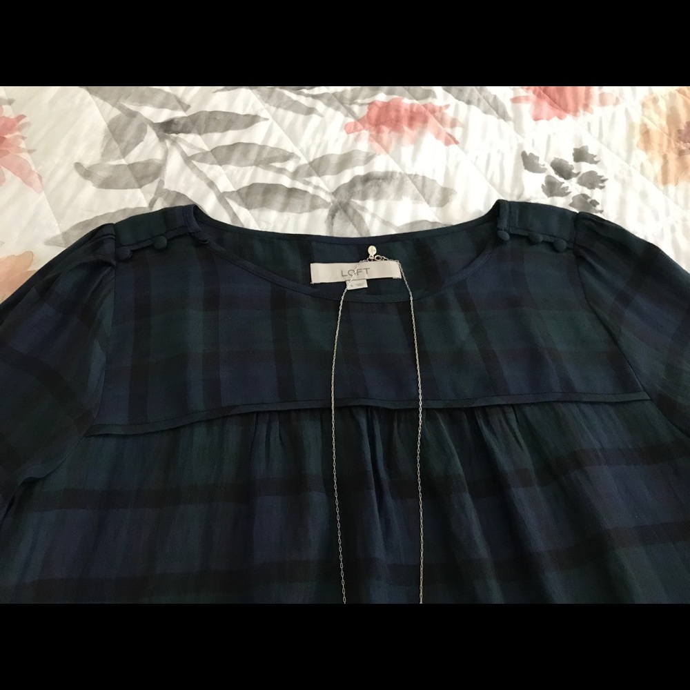 LOFT Blue Green Plaid Button Shoulder Top S - Picture 5 of 6